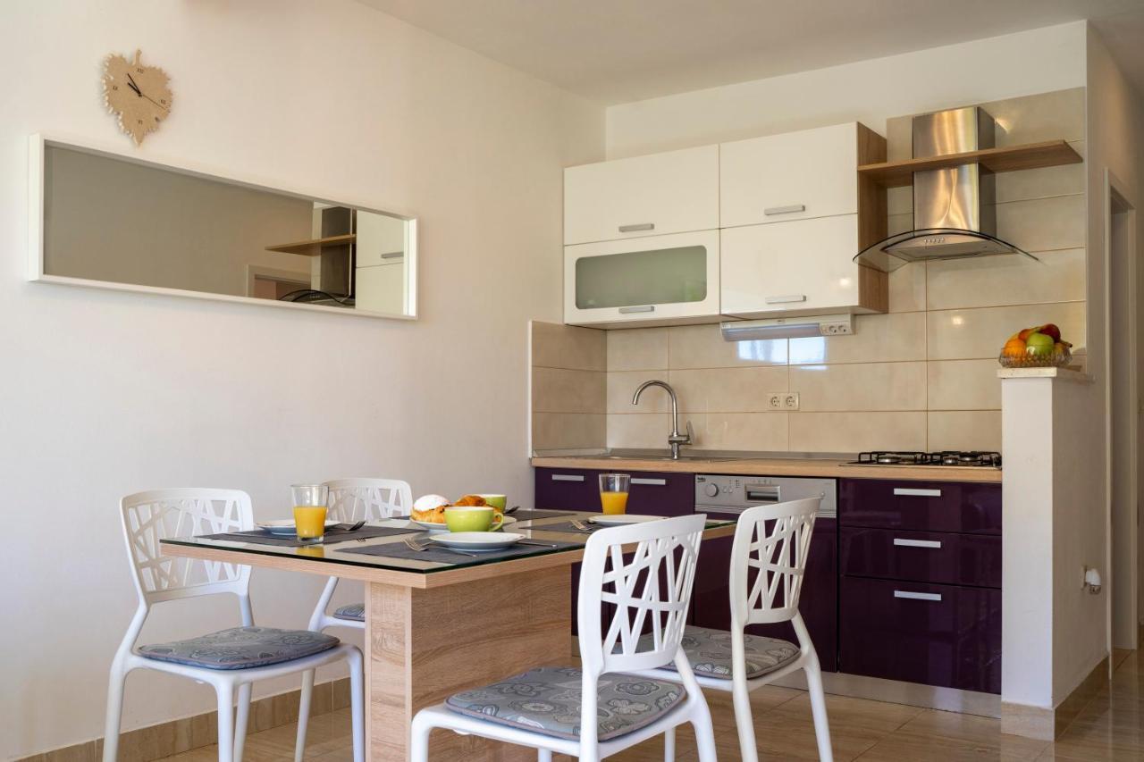 House Fidulic - Apartment The Lavender ルンバルダ エクステリア 写真