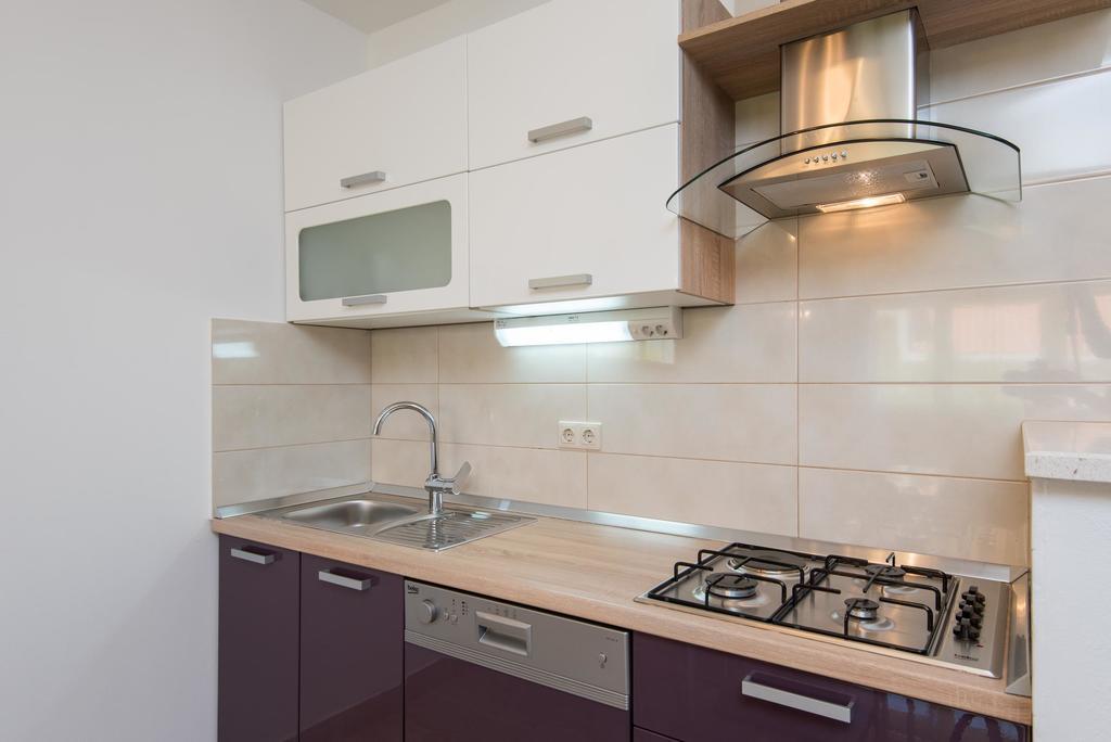 House Fidulic - Apartment The Lavender ルンバルダ エクステリア 写真